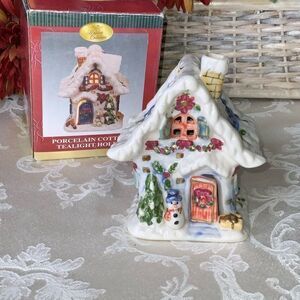 Treasured Times Holiday Collection Porcelain Christmas Cottage Tealight